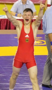 Andrej Ginc gewinnt Halbfinale